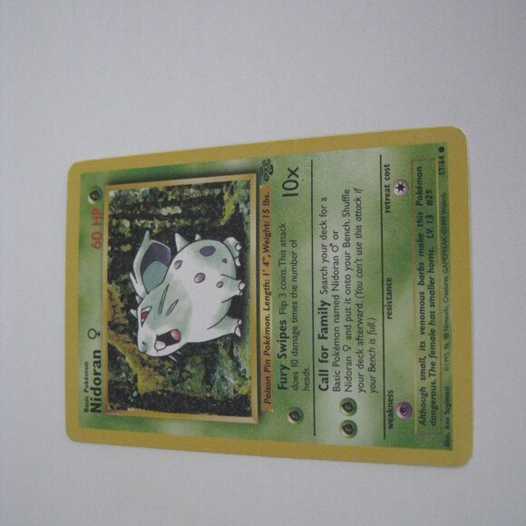 Nidoran 55/102 & Nidoran 57/64 Pokemon Cards Vintage - Picture 6 of 16